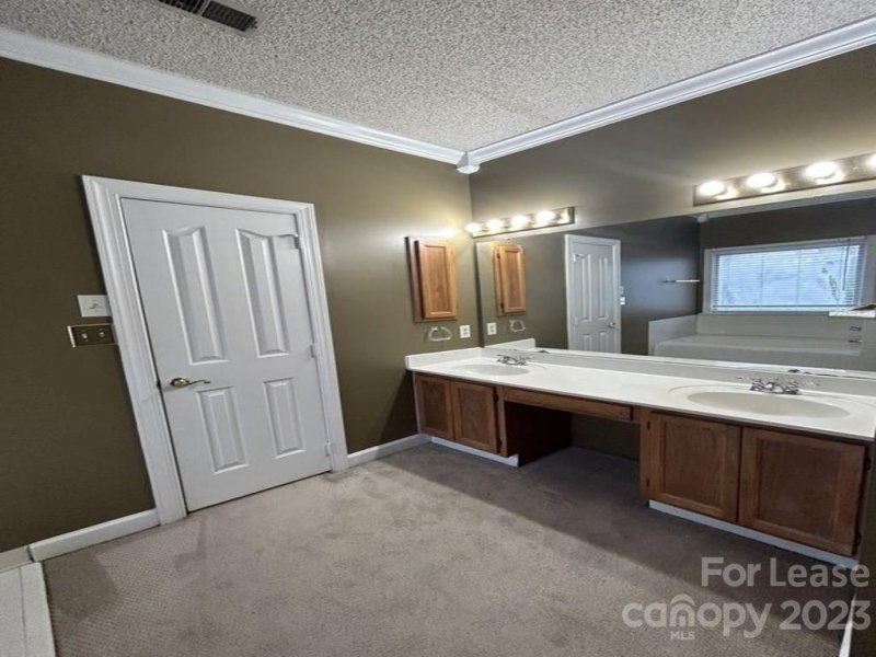 Property image 2 at 9902 Lottie Lane, Charlotte, NC 28262