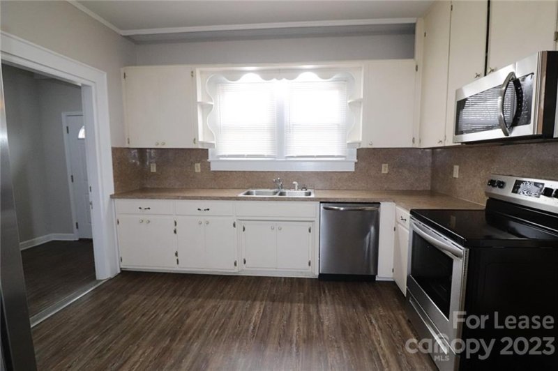 Property image 4 at 201 New Hope Road, Gastonia, NC 28054