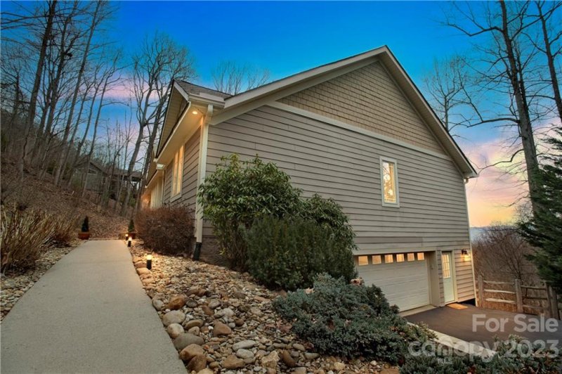 Property image 2 at 61 Gaston Mountain Road, Asheville, NC 28806