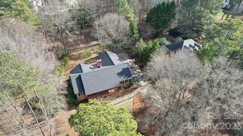 Property image 3 at 4533 Glen Oaks Drive, Matthews, NC 28104