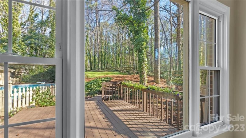 Property image 3 at 8307 County Downs Lane, Charlotte, NC 28270