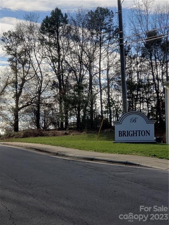 Property image 4 at 406 Presidents Court, Charlotte, NC 28217