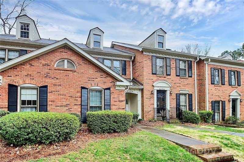 Property image 2 at 9030 Nolley Court, Charlotte, NC 28270