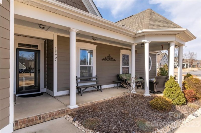 Property image 3 at 15925 Bellington Drive, Huntersville, NC 28078