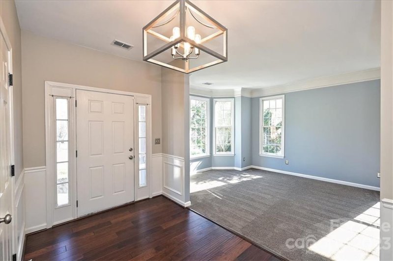 Property image 3 at 7816 Harrington Woods Road, Charlotte, NC 28269