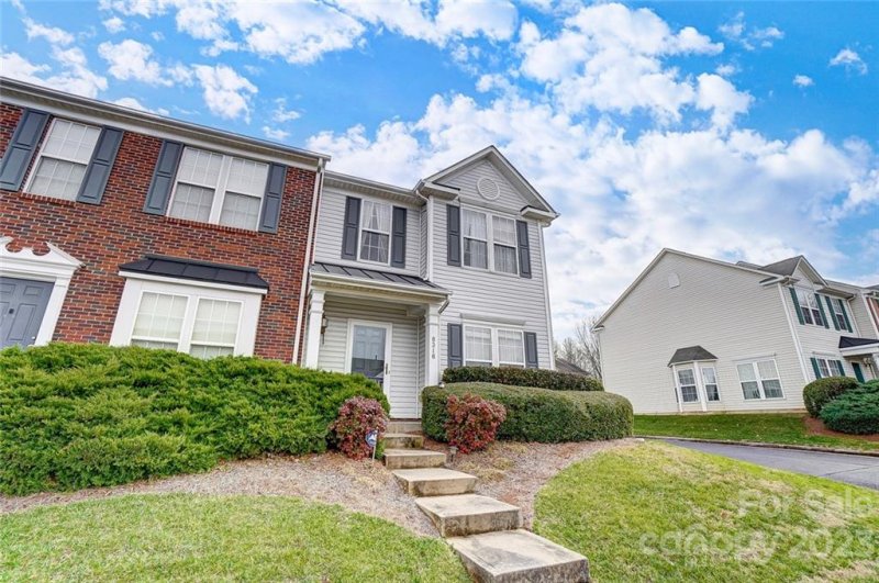 Property image 2 at 8316 Shinkansen Drive, Charlotte, NC 28213