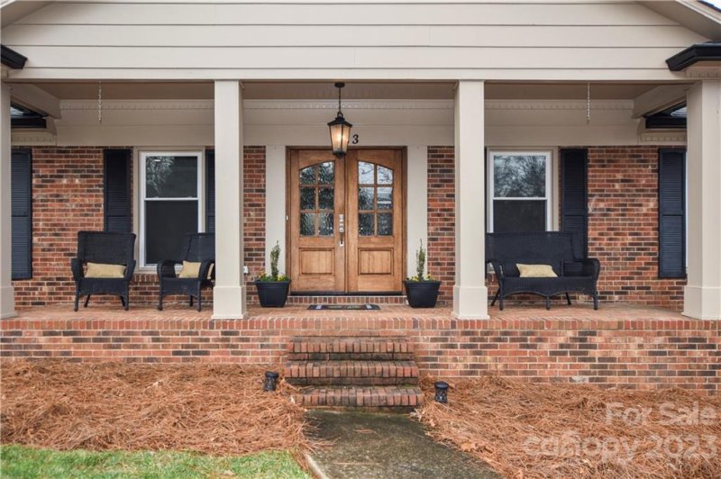 Property image 3 at 313 Fallingbrook Drive, Belmont, NC 28012