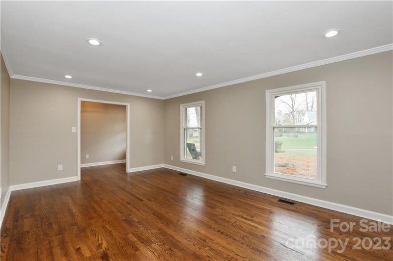 Property image 5 at 313 Fallingbrook Drive, Belmont, NC 28012