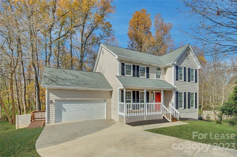 Property image 2 at 9800 Fairlea Drive, Charlotte, NC 28269