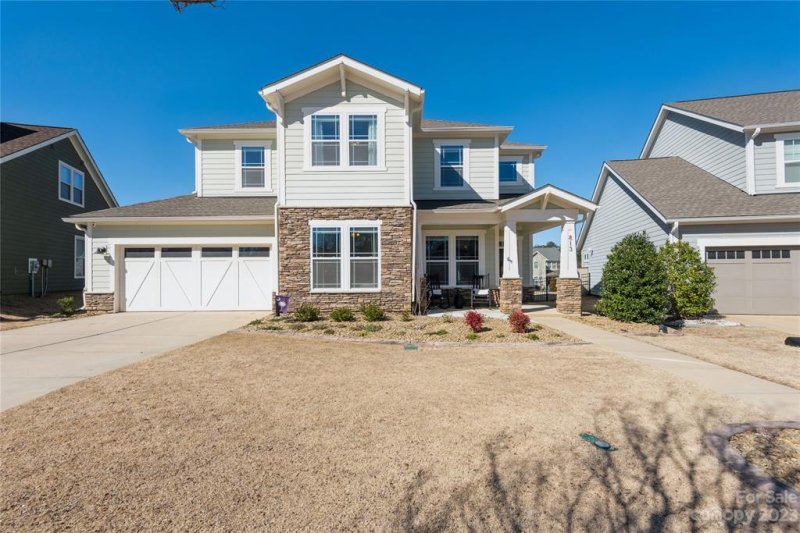 813 Sassafras Green Drive