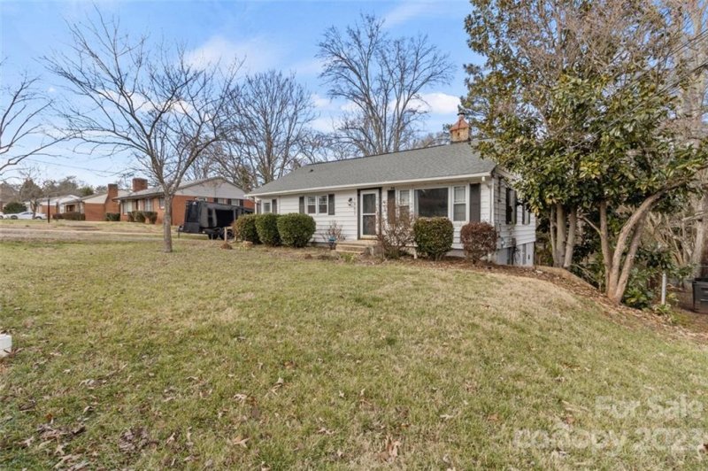 Property image 3 at 1307 Knox Street, Statesville, NC 28677