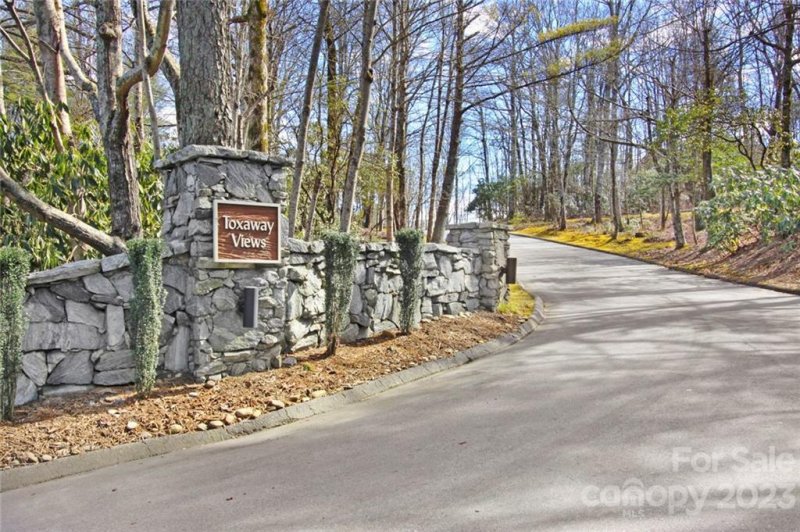 Property image 2 at 105 Toxaway Views Drive, Lake Toxaway, NC 28747