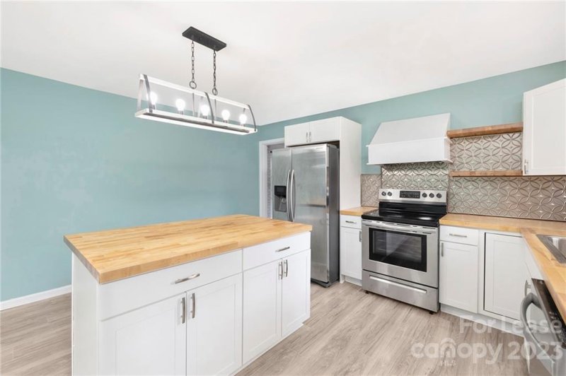 Property image 3 at 104 Delmont Court, Bessemer City, NC 28016