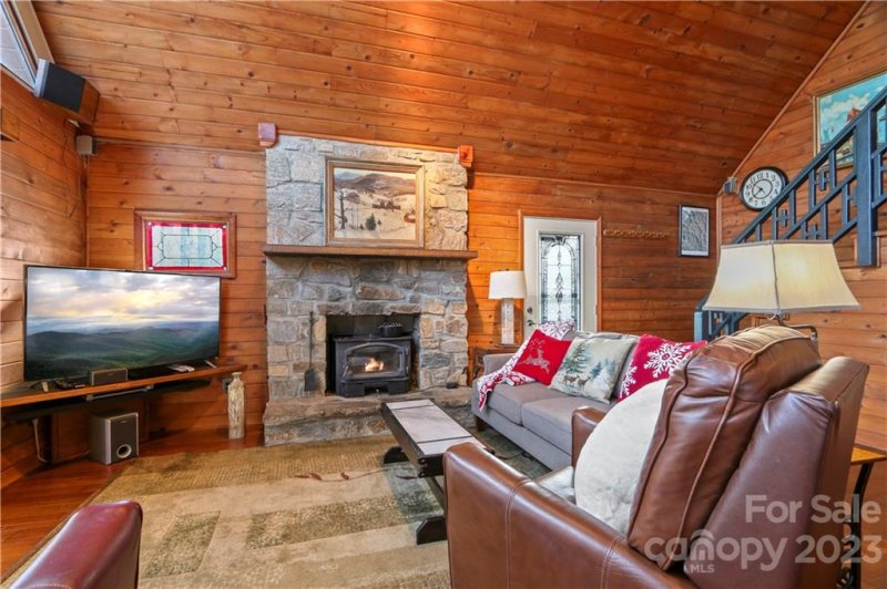 Property image 5 at 534 Hawk Ridge Road, Deep Gap, NC 28618