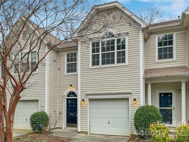 4034 Glenlea Commons Drive