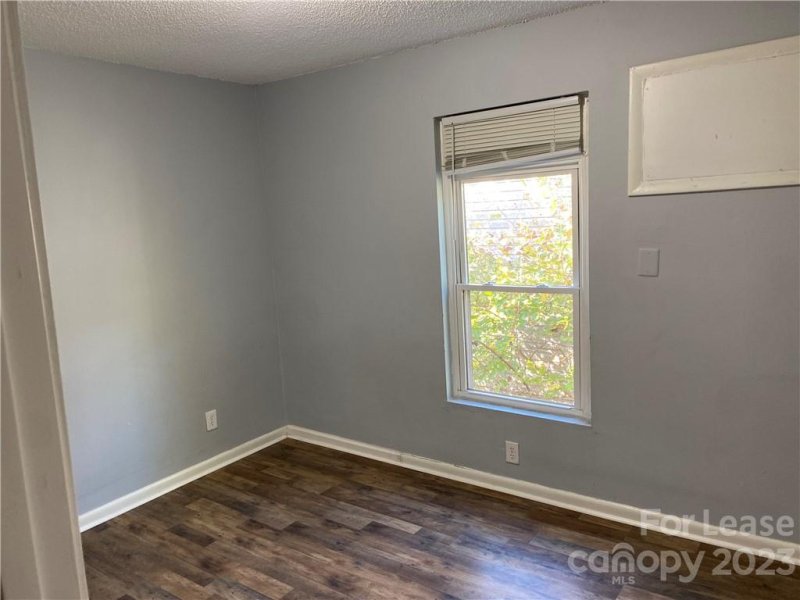 Property image 5 at 3805 Miriam Drive, Charlotte, NC 28205