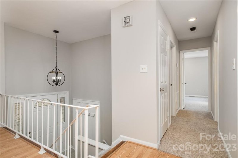 Property image 3 at 713 Hickory Court, Gastonia, NC 28056