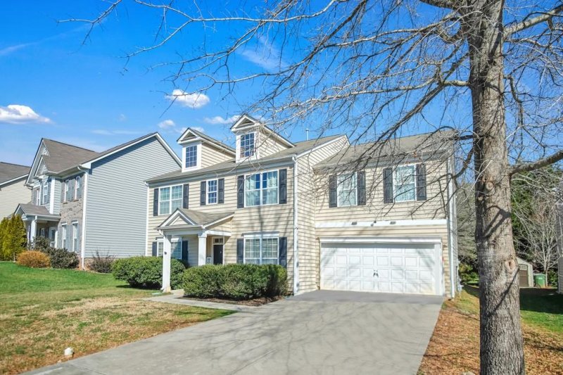 Property image 3 at 217 Margaret Hoffman Drive, Mount Holly, NC 28120