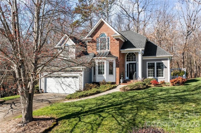 Property image 2 at 912 Gateshead Lane, Matthews, NC 28105