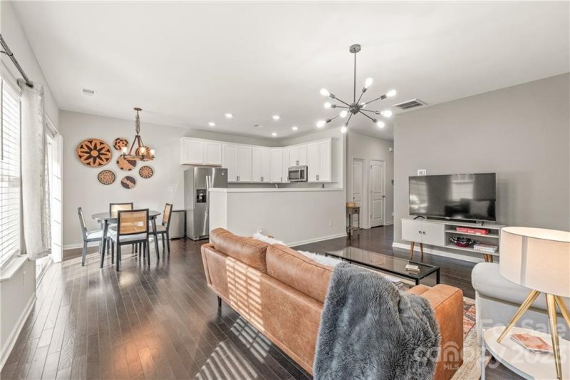 9333 Grand Valley Drive