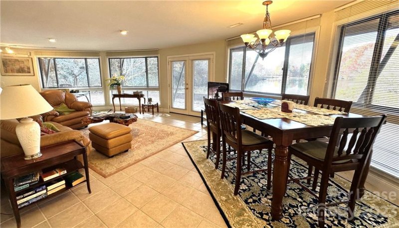 Property image 2 at 425 Lakeview Drive, Tryon, NC 28782