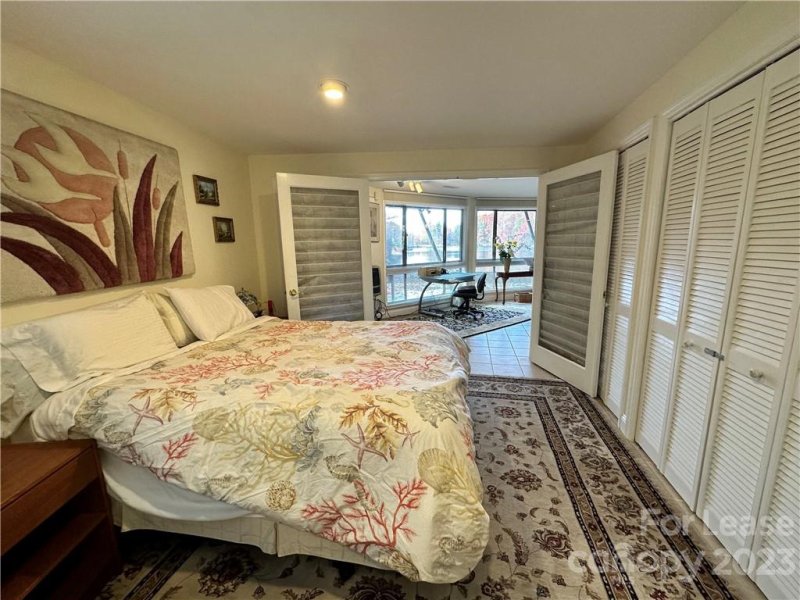 Property image 4 at 425 Lakeview Drive, Tryon, NC 28782