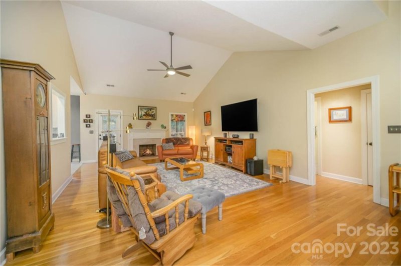 Property image 5 at 10437 Misty Ridge Lane, Charlotte, NC 28277
