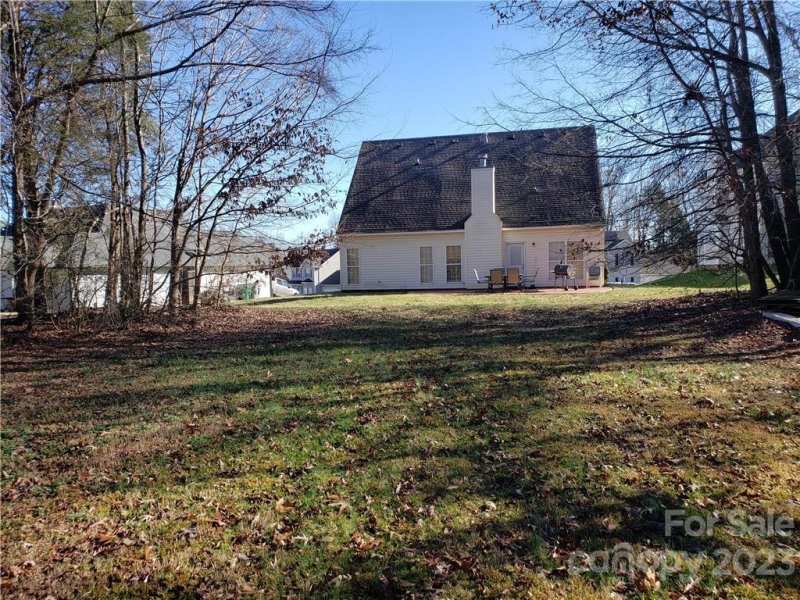 Property image 3 at 8209 Vermilion Drive, Charlotte, NC 28215