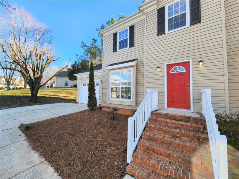 Property image 2 at 519 Garrison Court, Concord, NC 28025