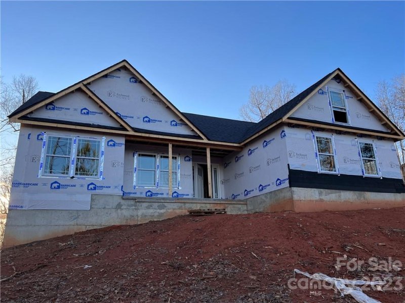 643 Cross Ridge Drive