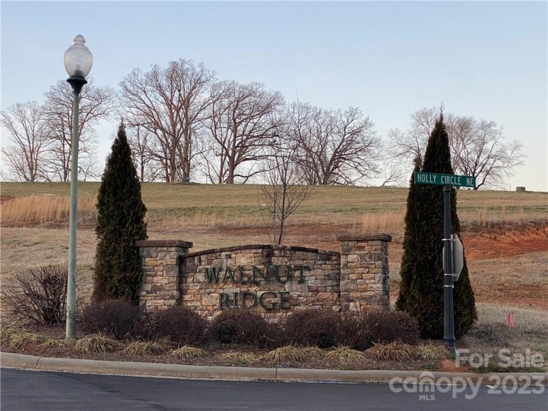 Property image 2 at 4290 Holly Circle, Conover, NC 28613