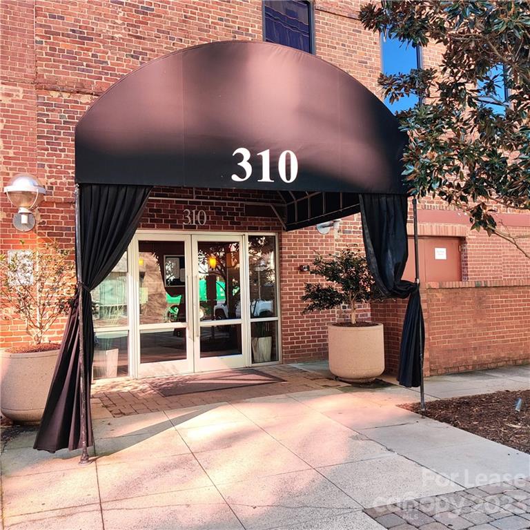 Property image 2 at 310 Arlington Avenue, Charlotte, NC 28203