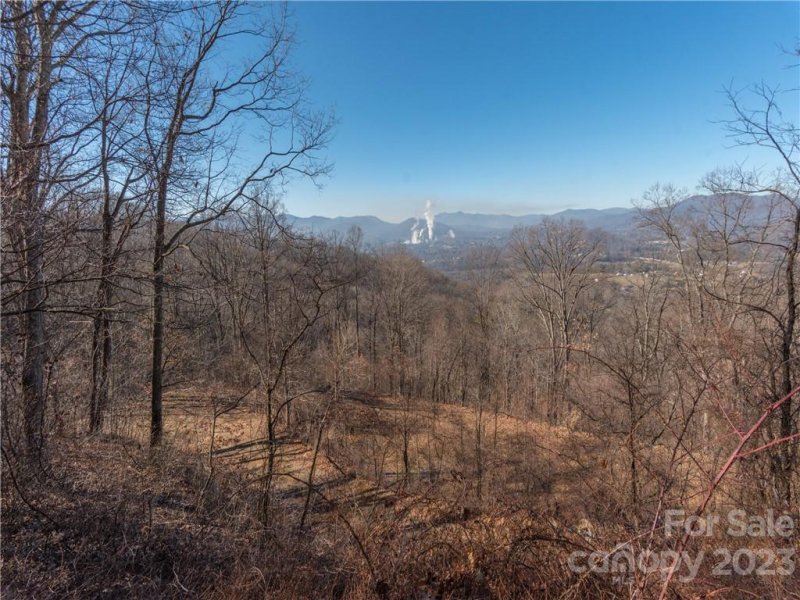 Property image 2 at 17 Broken Arrow Trail, Canton, NC 28716