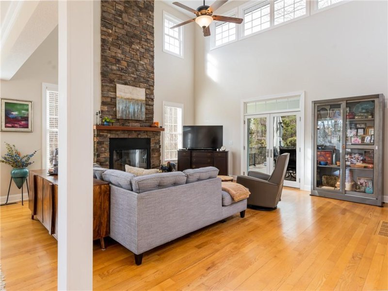 Property image 4 at 22 Elkhorn Court, Mills River, NC 28759