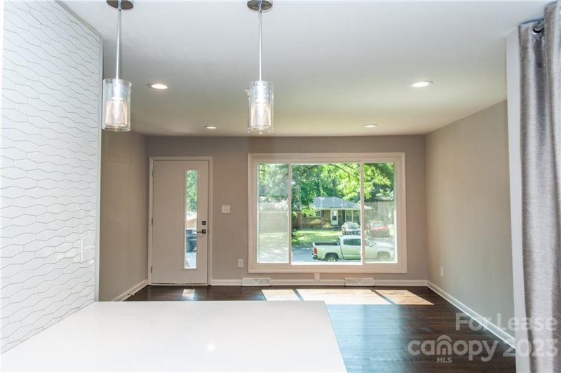 Property image 4 at 3221 Erskine Drive, Charlotte, NC 28205