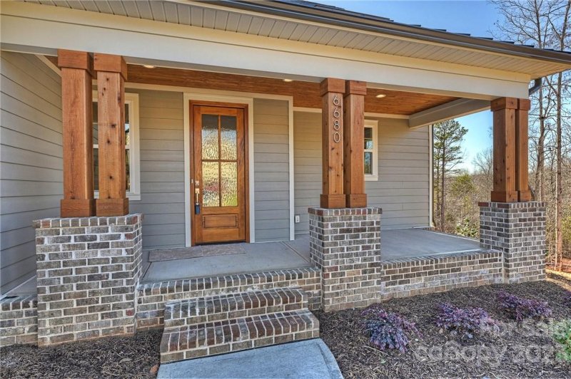 Property image 2 at 6680 Maple Spring Court, Denver, NC 28037