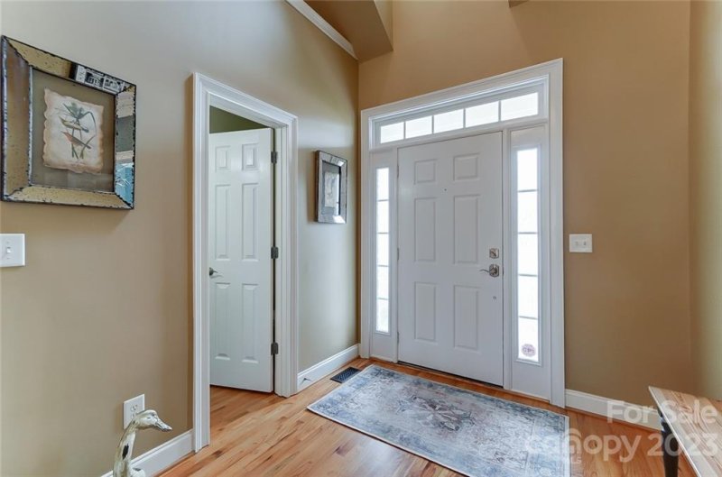 Property image 5 at 7021 Holly Grove Court, Matthews, NC 28104