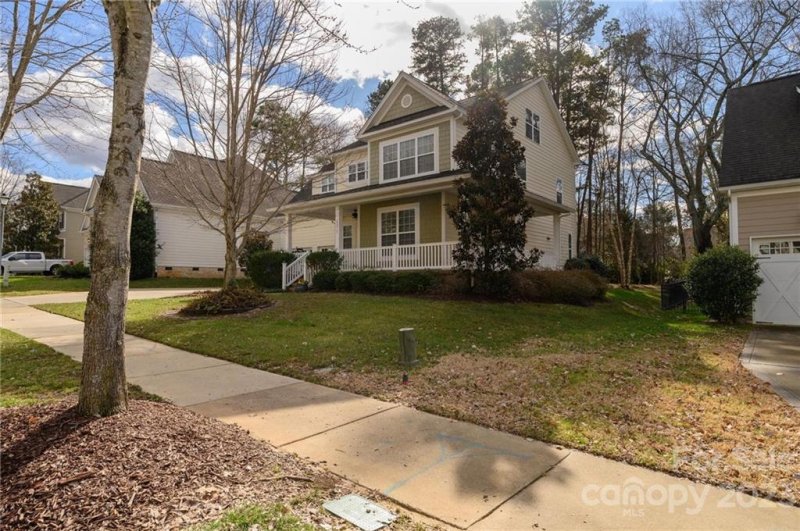 Property image 2 at 20015 Verlaine Drive, Davidson, NC 28036