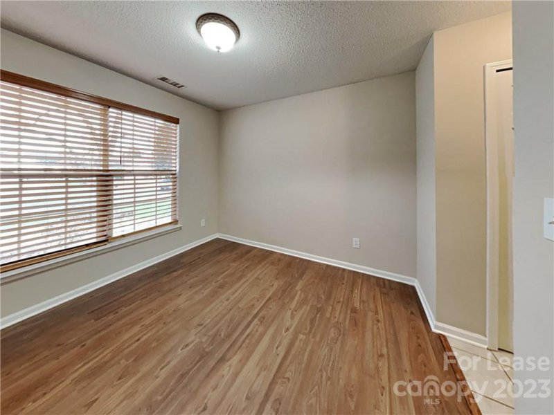 Property image 4 at 1113 Meadowbrook Lane, Concord, NC 28027