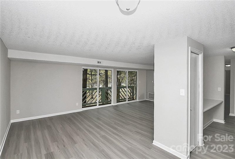 Property image 4 at 9530 Shannon Green Drive, Charlotte, NC 28213