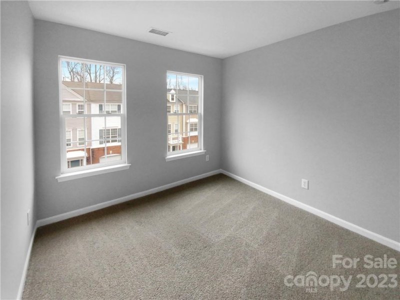 Property image 5 at 2921 Duvalla Avenue, Charlotte, NC 28209