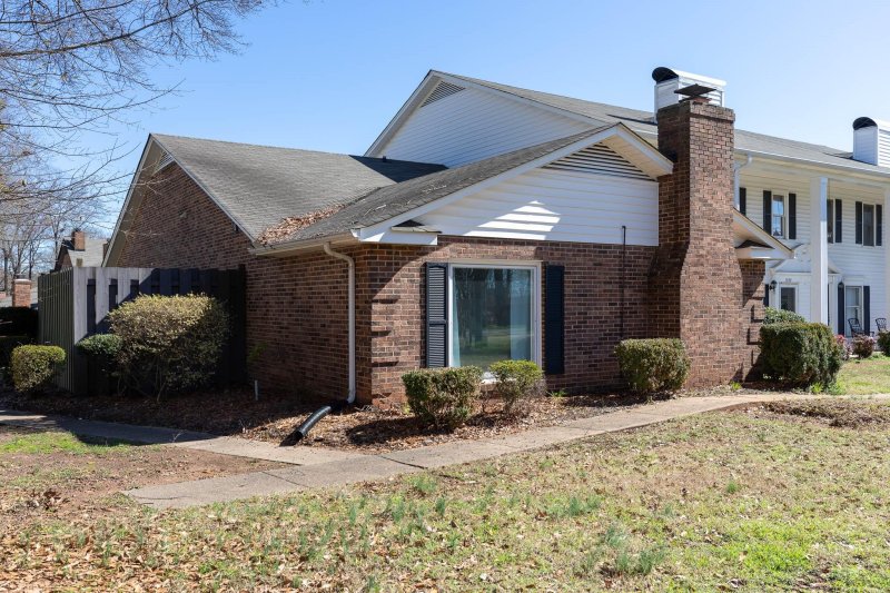 1834 Ebenezer Road