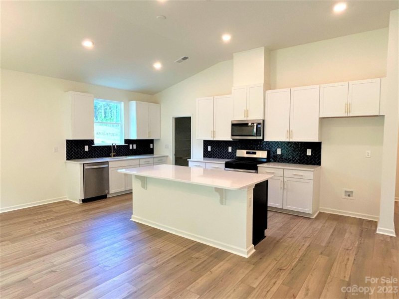 Property image 3 at 140 Lancashire Court, Denver, NC 28037