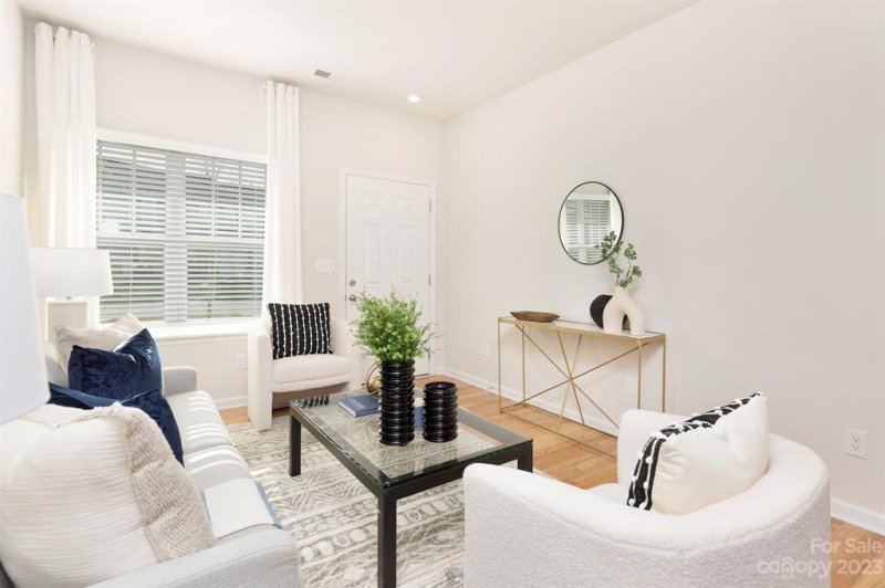 Property image 4 at 6507 Revolutionary Trail, Charlotte, NC 28217