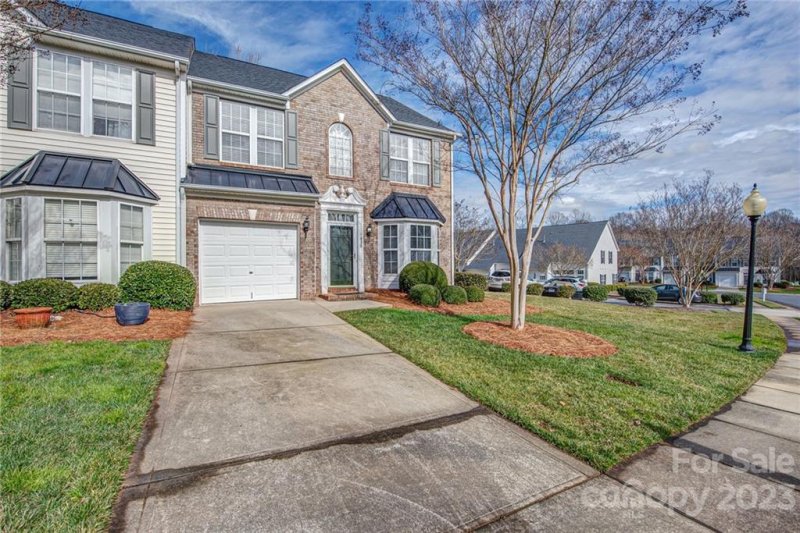 Property image 3 at 1830 Robinwood Village Drive, Gastonia, NC 28054