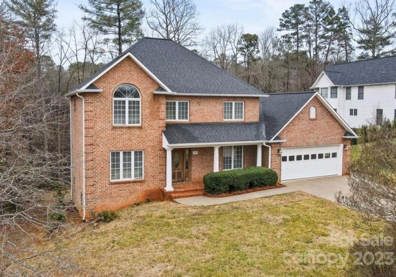 Property image 3 at 6030 Dockside Drive, Hickory, NC 28601
