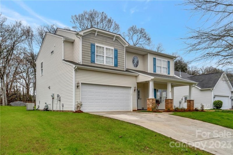 Property image 2 at 697 Yvonne Drive, Concord, NC 28027