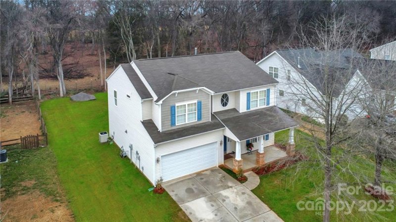 Property image 3 at 697 Yvonne Drive, Concord, NC 28027