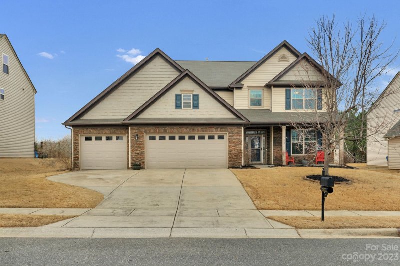 Property image 2 at 5622 Verrazano Drive, Waxhaw, NC 28173