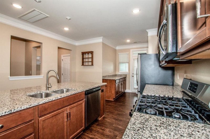 Property image 2 at 202 Waterlynn Ridge Road, Mooresville, NC 28117